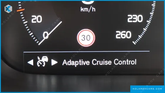 VOLVO S90 D4 MOMENTUM