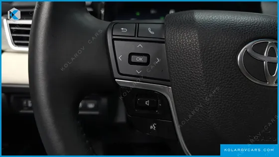 TOYOTA CAMRY 2.5 XLE PREMIUM HYBRID