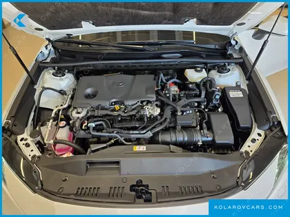 TOYOTA CAMRY 2.5 XLE HYBRID