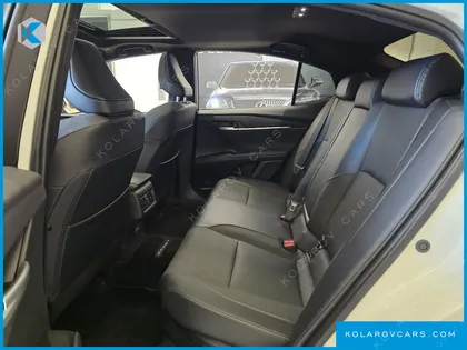 TOYOTA CAMRY 2.5 XLE HYBRID