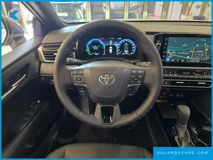 TOYOTA CAMRY 2.5 XLE HYBRID
