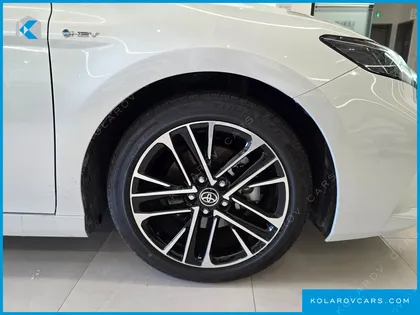 TOYOTA CAMRY 2.5 XLE PREMIUM HYBRID