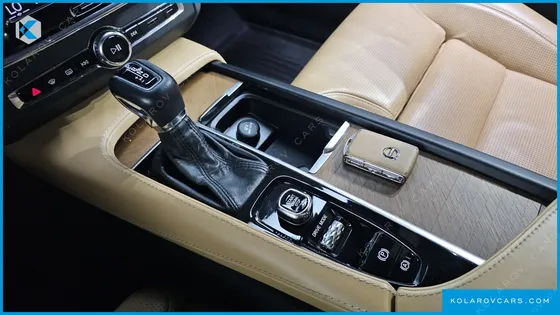 VOLVO S90 T5 INSCRIPTION