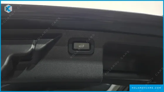 LAND ROVER DISCOVERY SPORT D150 S