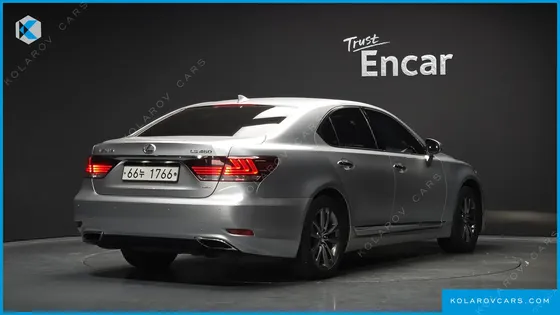 LEXUS LS AWD
