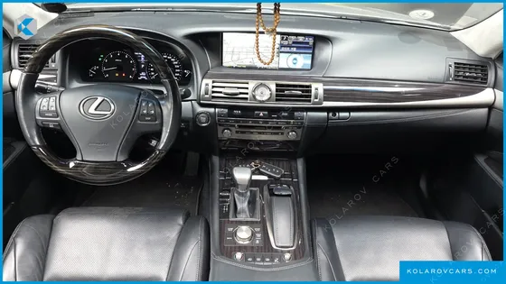 LEXUS LS AWD