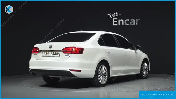 VOLKSWAGEN JETTA 1.6 TDI BLUE MOTION
