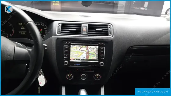 VOLKSWAGEN JETTA 1.6 TDI BLUE MOTION