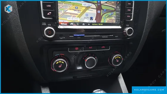 VOLKSWAGEN JETTA 1.6 TDI BLUE MOTION