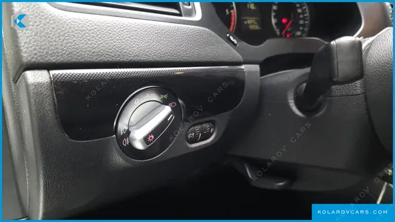 VOLKSWAGEN JETTA 1.6 TDI BLUE MOTION