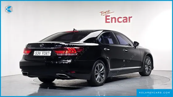 LEXUS LS AWD