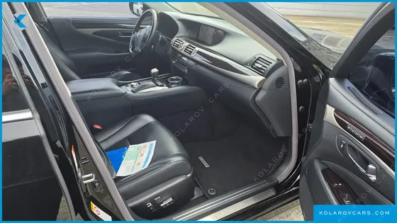 LEXUS LS AWD