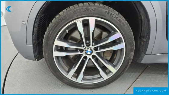 BMW X6 M50D