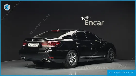 LEXUS LS AWD