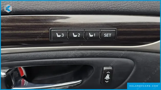 LEXUS LS AWD
