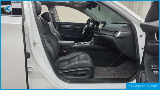 HONDA ACCORD 2.0 HYBRID TOURING