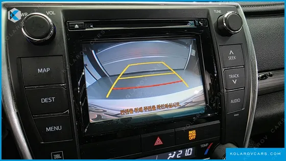 TOYOTA CAMRY HYBRID XLE