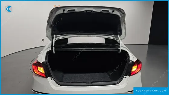 HONDA ACCORD 2.0 HYBRID TOURING