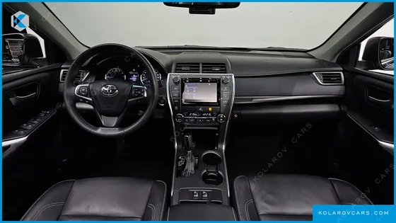 TOYOTA CAMRY 2.5 XLE