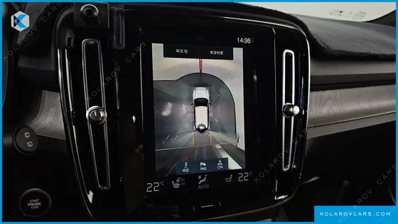 VOLVO XC40 B4 INSCRIPTION