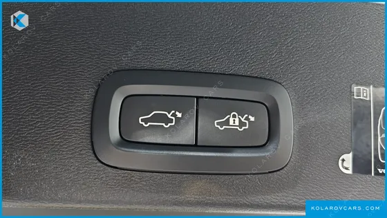 VOLVO XC40 B4 INSCRIPTION