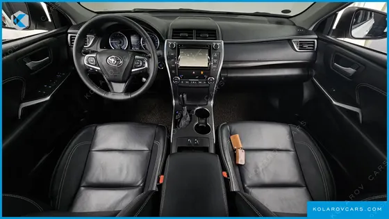 TOYOTA CAMRY 2.5 XLE