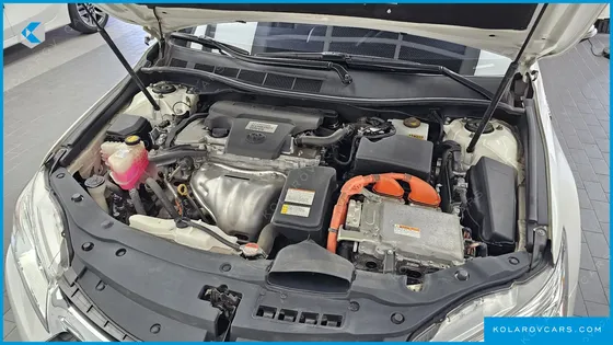 TOYOTA CAMRY HYBRID XLE