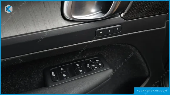 VOLVO XC40 B4 INSCRIPTION