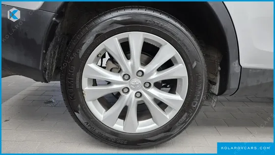 TOYOTA RAV4 2.5 4WD