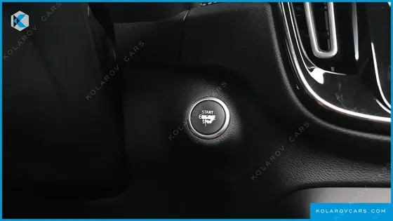 VOLVO XC40 T4 R-DESIGN