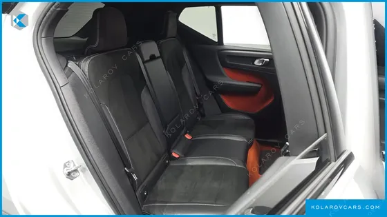 VOLVO XC40 T4 R-DESIGN