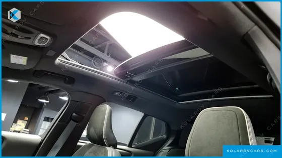 VOLVO XC40 B4 R-DESIGN