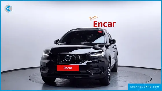 VOLVO XC40 T4 R-DESIGN