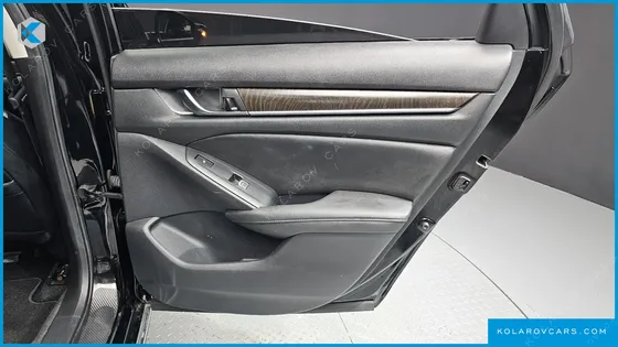 HONDA ACCORD 2.0 HYBRID TOURING