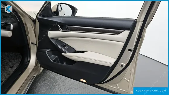 HONDA ACCORD 2.0 HYBRID TOURING