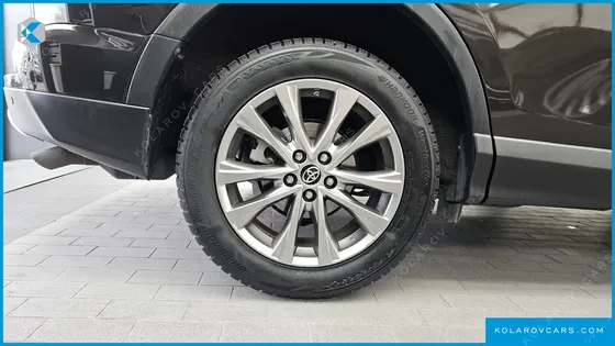 TOYOTA RAV4 2.5 2WD