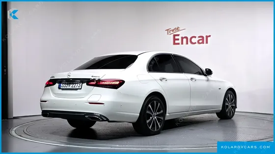 MERCEDES E-CLASS E300E 4MATIC EXCLUSIVE