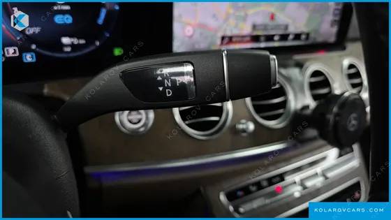 MERCEDES E-CLASS E300E 4MATIC EXCLUSIVE