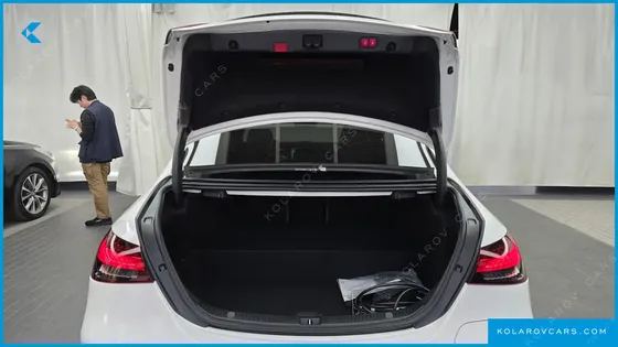 MERCEDES E-CLASS E300E 4MATIC EXCLUSIVE