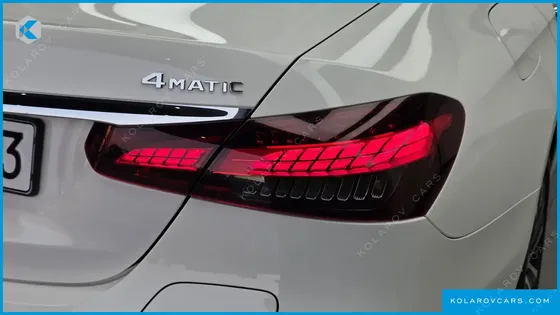 MERCEDES E-CLASS E300E 4MATIC EXCLUSIVE