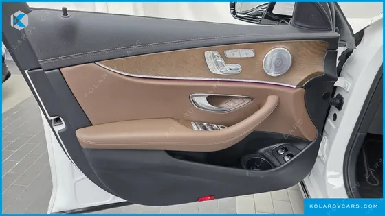 MERCEDES E-CLASS E300E 4MATIC EXCLUSIVE