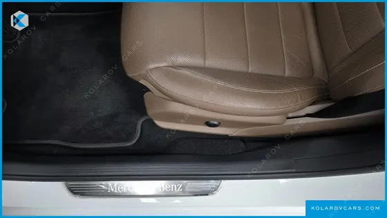 MERCEDES E-CLASS E300E 4MATIC EXCLUSIVE