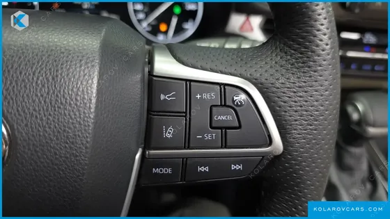 TOYOTA SIENNA 2.5 HYBRID AWD