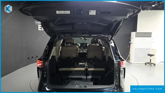 TOYOTA SIENNA 2.5 HYBRID AWD