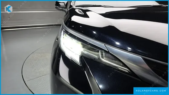 TOYOTA SIENNA 2.5 HYBRID AWD