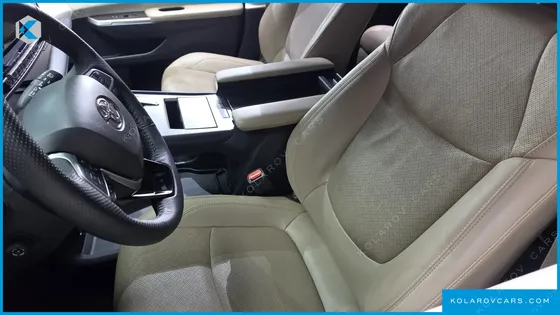 TOYOTA SIENNA 2.5 HYBRID AWD