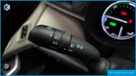 TOYOTA SIENNA 2.5 HYBRID AWD