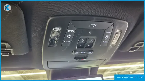 TOYOTA SIENNA 2.5 HYBRID 2WD
