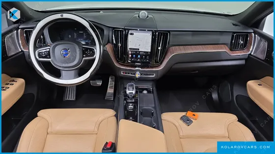 VOLVO XC60 T8 ULTRA BRIGHT