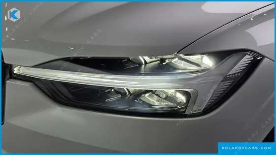 VOLVO XC60 T8 ULTRA BRIGHT